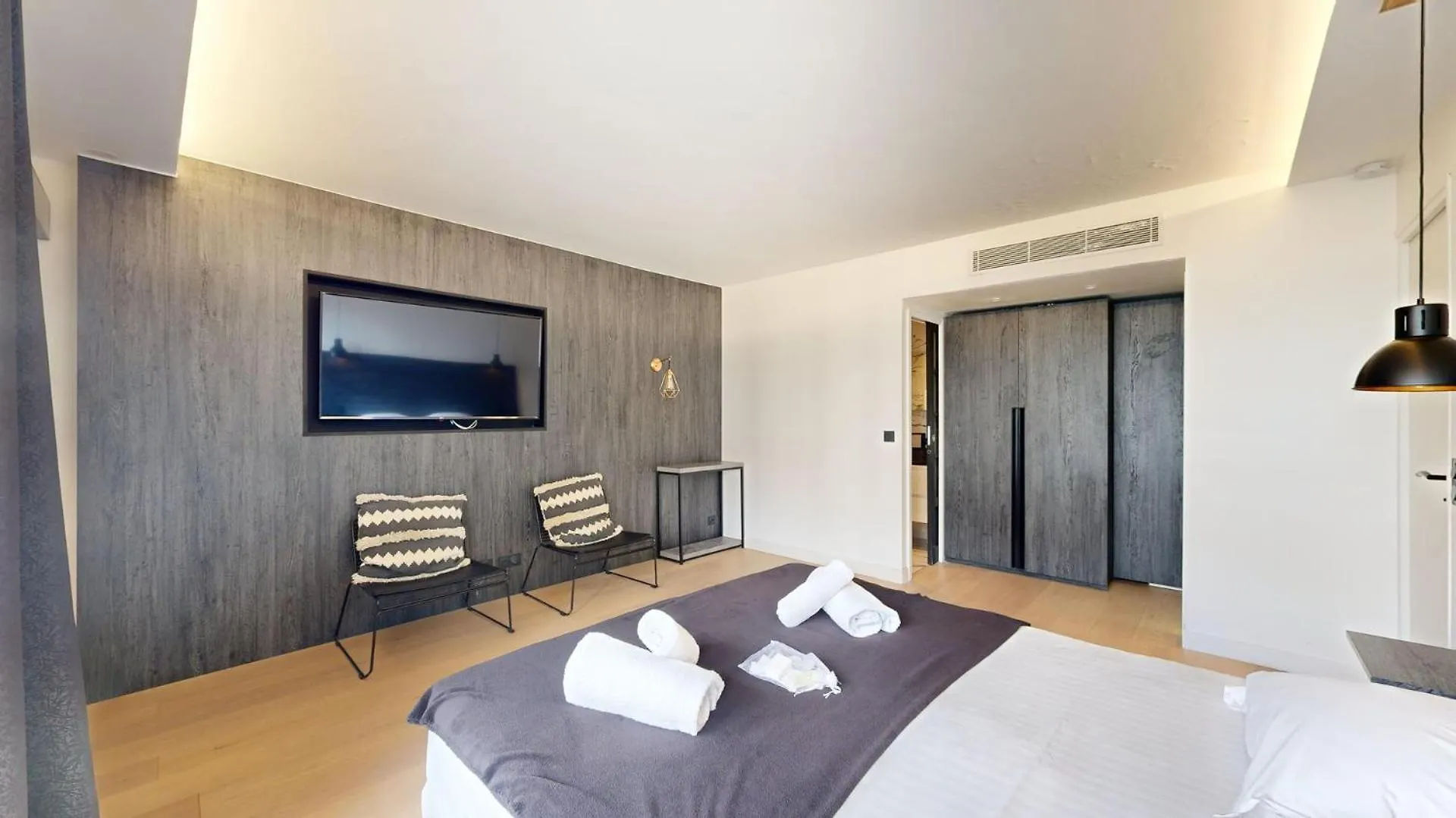 Bluestay 55 - A Daire Paris